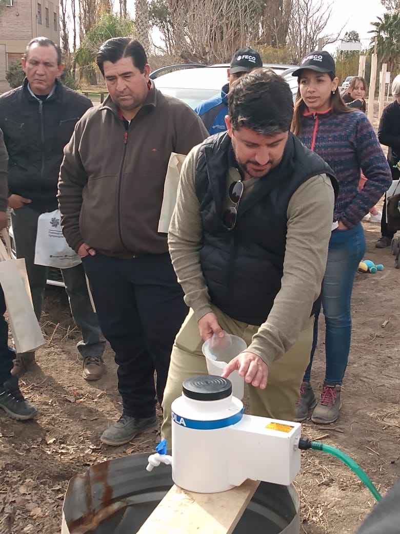 Día de campo en Fecoagro, charla sobre riego con mangas y nutrición de cultivos